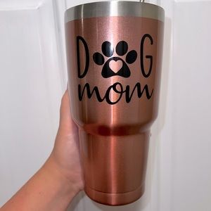 New Rose gold tumbler with metal straw and lid 30 oz “Dog Mom”